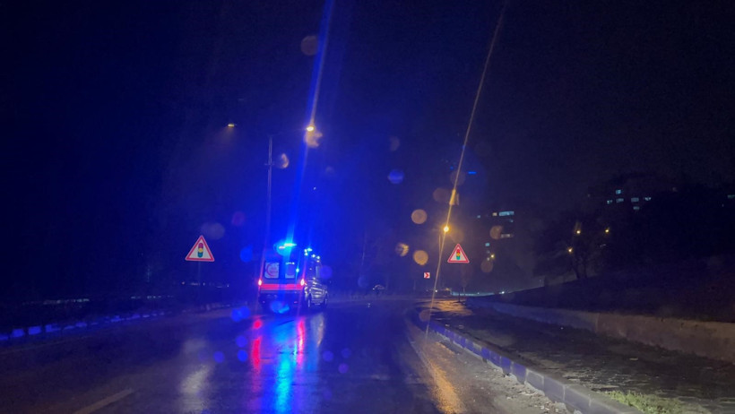 Kaza sonrasında hasar gören otomobil