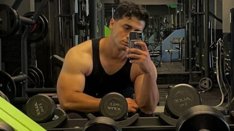 29 Yaşındaki Gen&ccedil; Evinde Hayatını Kaybetti