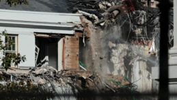 300 Milyon Dolarlık Balo Salonu Projesinde Kriz: Trump, Mimarını Değiştirdi