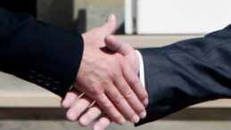 4,5 Trilyon Dolarlık Tarihi Satış