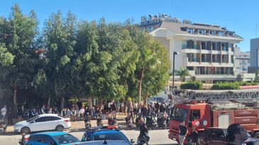 5 Yıldızlı Otelde Yangın: M&uuml;şteriler Tahliye Edildi