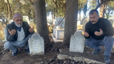 50 Yıl &Ouml;nce Hayatını Kaybeden İş&ccedil;ilerin Mezarı Sahipsiz Kaldı