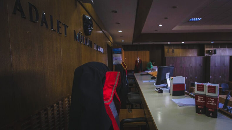 948 Hakim ve Savcının Görev Yeri Değişti