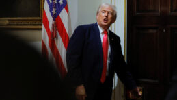 ABD, 19 &Uuml;lkeden İltica ve G&ouml;&ccedil;menlik Başvurularını Durdurdu