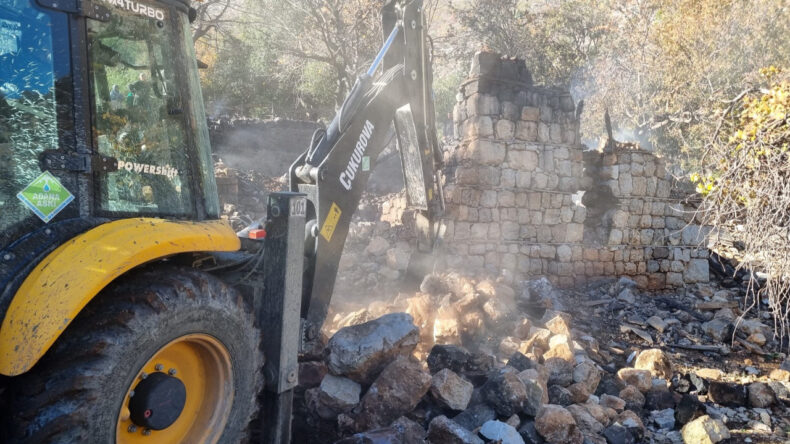 Adana'da Yangın Faciası: Yaşlı Kadın Hayatını Kaybetti