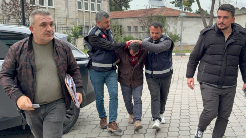 Aile i&ccedil;i tartışma kanlı sona ulaştı! &Uuml;vey oğlunu katletti