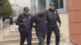 Alkoll&uuml; S&uuml;r&uuml;c&uuml;, Ka&ccedil;arken İki Polisi Yaraladı ve Tutuklandı