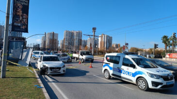 Alkoll&uuml; S&uuml;r&uuml;c&uuml;n&uuml;n &Ccedil;arptığı Yaşlı Kadın Hayatını Kaybetti
