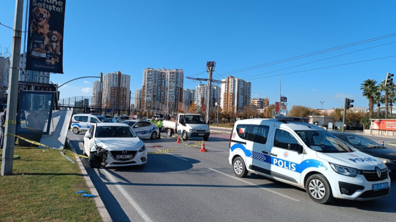 Alkoll&uuml; S&uuml;r&uuml;c&uuml;n&uuml;n &Ccedil;arptığı Yaşlı Kadın Hayatını Kaybetti