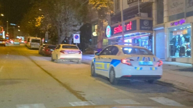 Bacağına Saplanan Bı&ccedil;ağı &Ccedil;ıkartıp, Saplayanı Ağır Yaraladı