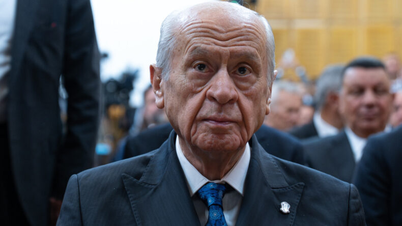 Bah&ccedil;eli'den Barzani'ye yanıt: Elbette bir Bozkurtum