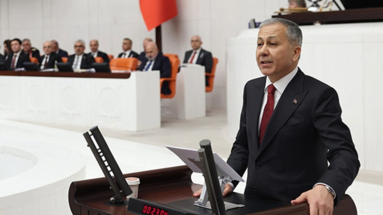 Bakan Yerlikaya: 2016'dan bu yana &uuml;lkesine d&ouml;nen Suriyeli sayısı 1 milyon 330 bin