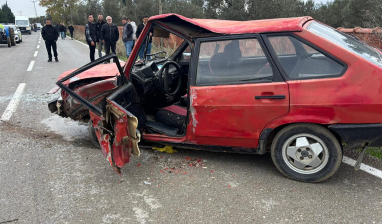 Balıkesir&rsquo;de Trafik Kazası: 3 Yaralı