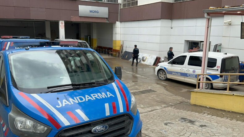 Balkondan D&uuml;şen Yaşlı Adam Hayatını Kaybetti