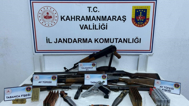 Baskın yapılan evden kalaşnikof çıktı