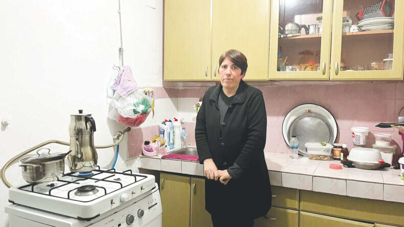 Ben taze ekmek bile alamıyorum!