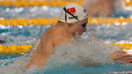 Berke &Ouml;zer, Avrupa &Uuml;&ccedil;&uuml;nc&uuml;s&uuml; Oldu