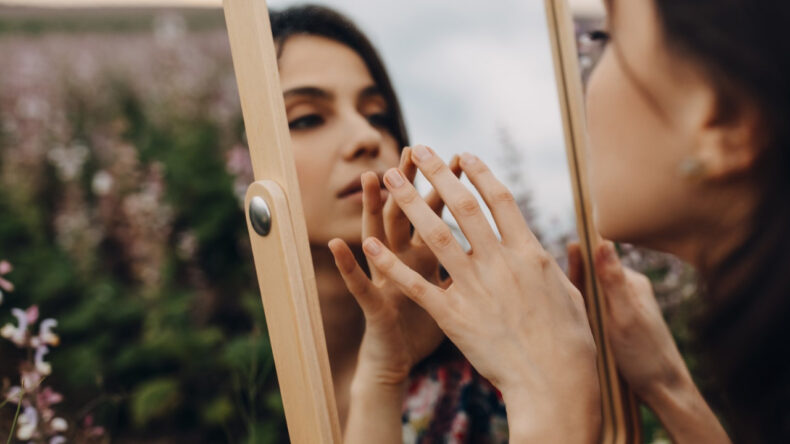 Bilimsel Araştırmada T&uuml;rkiye 'Narsist' &Ccedil;ıktı