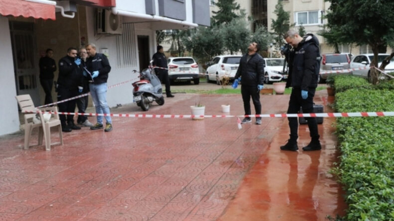 Bir G&uuml;n Arayla Oğluyla Aynı Şekilde Hayatını Kaybetti