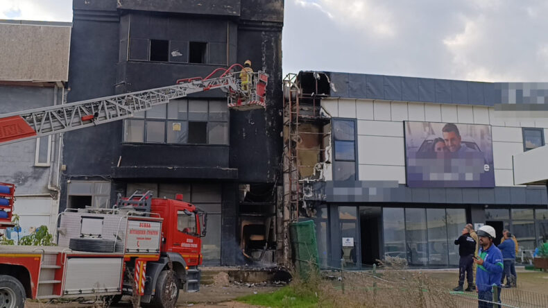 Bursa'da Korkutucu Yangın