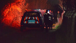 Cansız Bedeni Tarlada Bulundu, Katil Eşi Sınırda Yakalandı