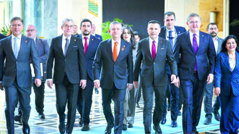 CHP’nin Yeni A Takımı Cumartesi Günü Açıklanacak