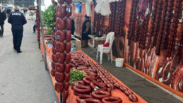 Denetimlerde Şaşırtan Tespit: Pazarda 850 Kilogram Bozuk Sucuk Ele Ge&ccedil;irildi