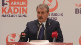 Destici: T&uuml;rkiye&rsquo;de Kadın &Uuml;niversiteleri Kurulmalı