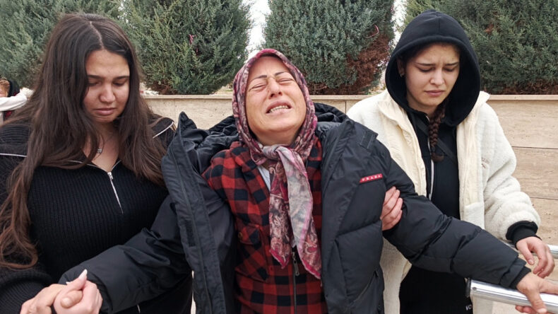 Detaylar a&ccedil;ığa &ccedil;ıktı: İmza gerek&ccedil;esiyle davet etmiş