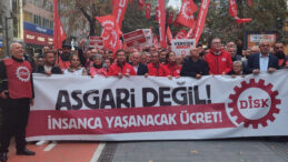 DİSK'ten Asgari &Uuml;cret Eylemi