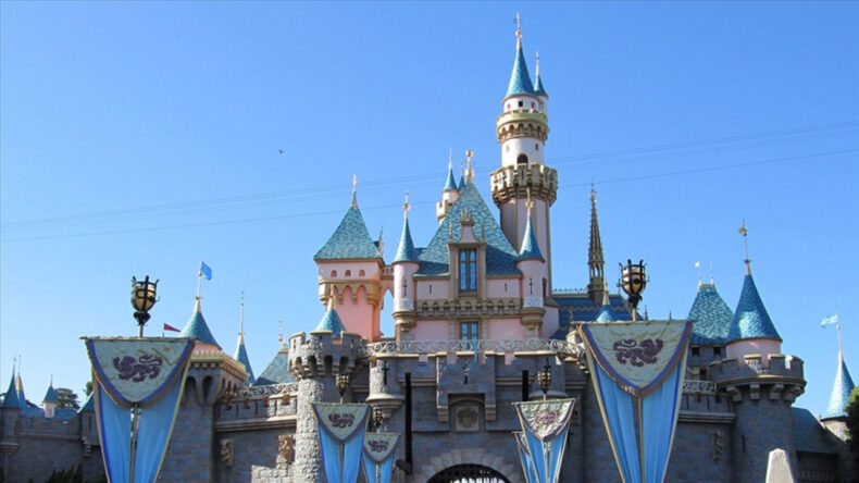 Disney'e YouTube Cezası: '&Ccedil;ocukların Gizliliğini İhlal Etti'