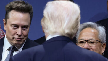 Elon Musk: 38 Trilyon Dolarlık Borcu Robotlar &Ouml;deyecek