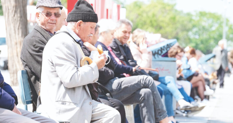 Enflasyon Emekliden 5.000 TL Yedi