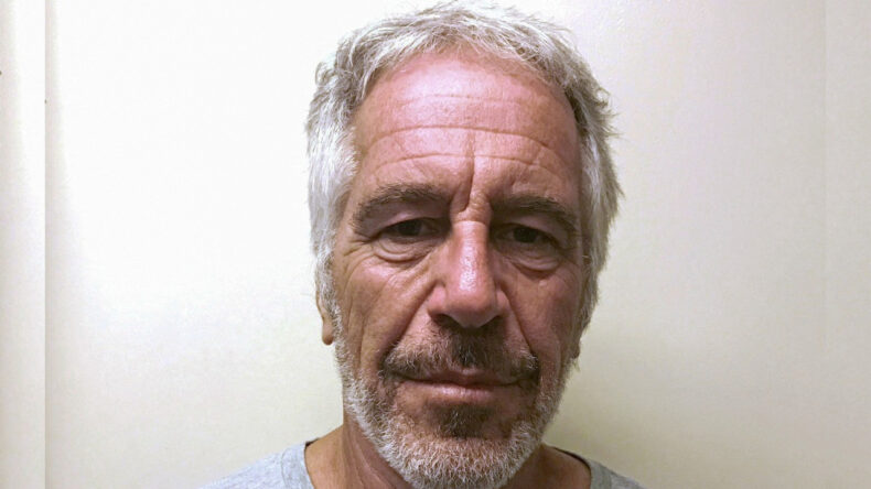 Epstein Bağlantısı B&uuml;y&uuml;kel&ccedil;inin Başını Yaktı