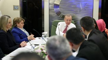 Erdoğan Tepkisini Gizleyemedi: Milyonlarca TL Alıyorlar, Nasıl Bu İşi Yaparlar?