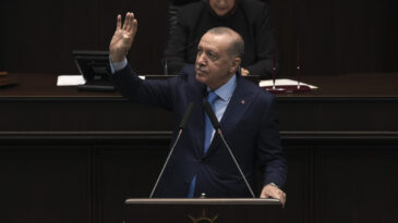 Erdoğan'dan Cellat Tartışmasına Yanıt: Aynaya Bakın