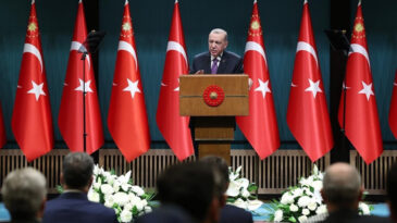 Erdoğan'dan Ter&ouml;rs&uuml;z T&uuml;rkiye Vurgusu: Er ya da Ge&ccedil;…