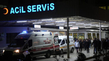Eski Aşkın Korkun&ccedil; Sonucu! Bı&ccedil;ak Yaralarıyla Hastaneye Kaldırıldı
