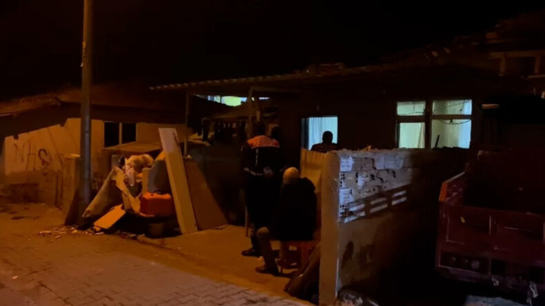 Evinde Ölü Bulunan Kadın için Damadı ve İki Şüpheli Gözaltında