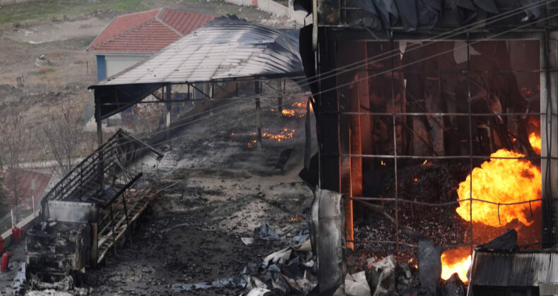 Fabrikasında Yangın Çıkan Şirket Borsa İşlemlerine Ara Verildi