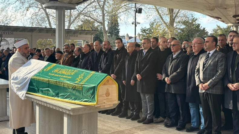 Fatih Karahan'ın Annesi, Son Yolculuğuna Uğurlandı