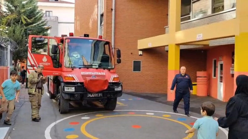 Fatih'te Doğal Gaz Ka&ccedil;ağı Nedeniyle Bir Okul Boşaltıldı