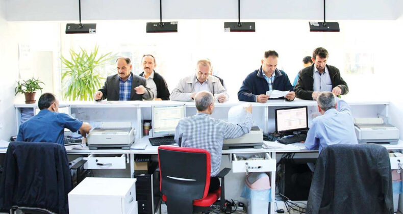 Fatura &Ouml;demek İ&ccedil;in Kredi &Ccedil;ekiyoruz