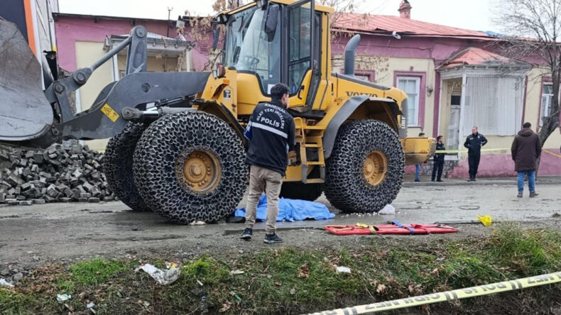 Feci kaza: Emekli imam kep&ccedil;enin altında can verdi