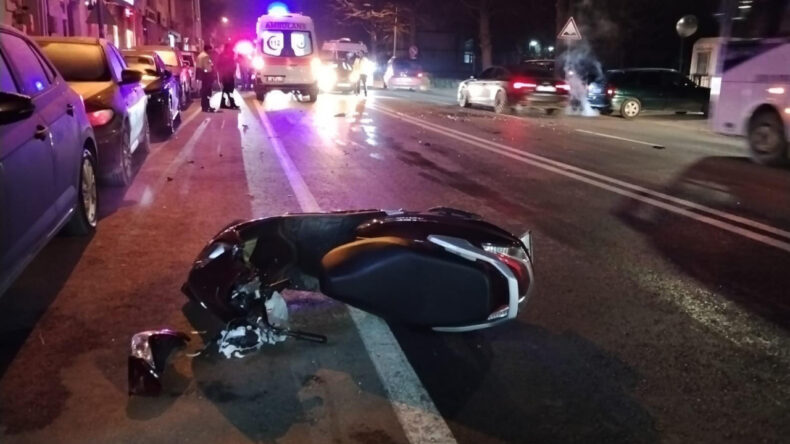 Feci Kaza: Gen&ccedil; Motosiklet S&uuml;r&uuml;c&uuml;s&uuml; Kurtarılamadı