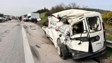 Feci kazada 1 kişi hayatını kaybetti, 2 kişi yaralandı
