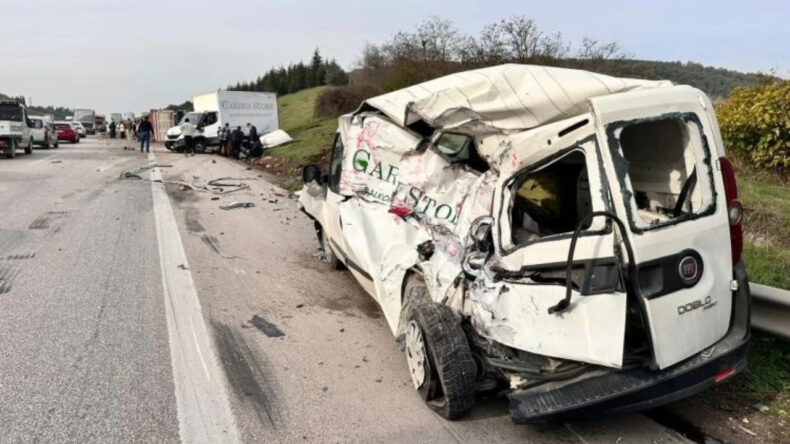 Feci kazada 1 kişi hayatını kaybetti, 2 kişi yaralandı