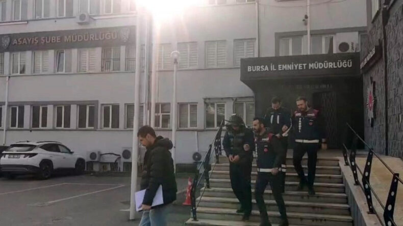 FET&Ouml; Kandırmacasıyla 75 Yaşındaki Kadın Soyuldu