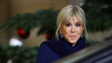 First Lady'nin Hakareti &Uuml;lkeyi Karıştırdı