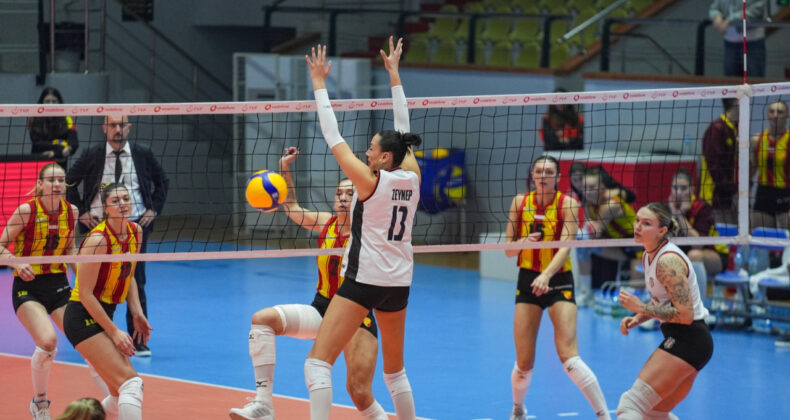 Göztepe, Dört Saat Süren Maçta Beşiktaş'ı Geçti